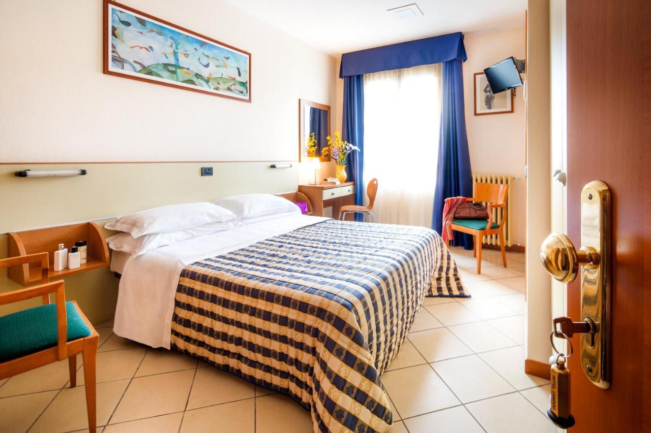 Hotel Candido Diano Marina Dış mekan fotoğraf